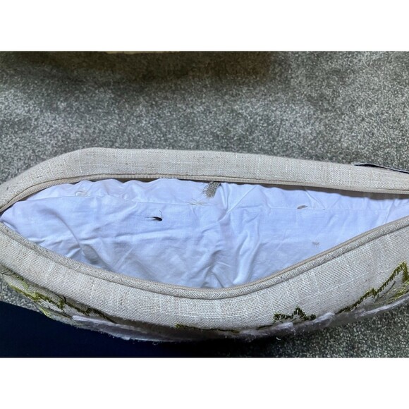 Secret Celebrity Rectangular Daisy Beige Throw Pillow 16"x11” Home Decor Down - Picture 5 of 5